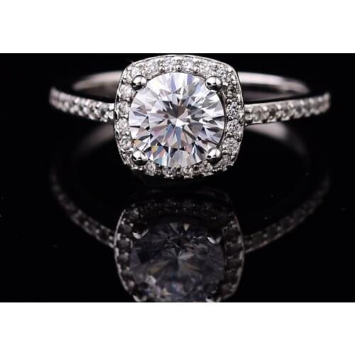 Geoki Amazing Sparkling Moissanite Ring Passed Diamond Test 925 Sterling Silver Perfect Cut 1 Carat D Color Gems Ring for Women