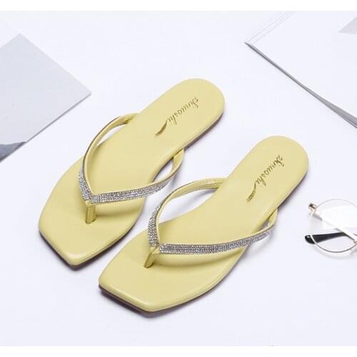 Fashionable bright diamond casual flat flip-flops