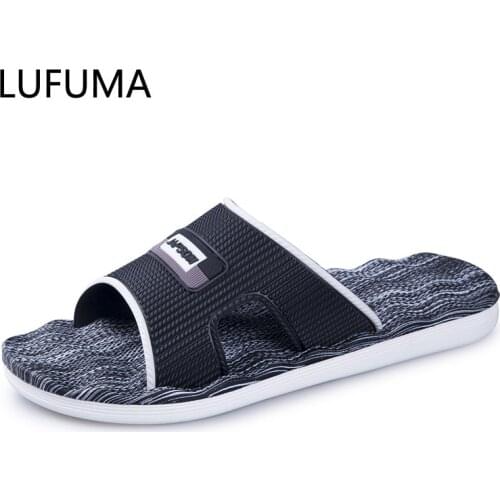 New Mens Slippers Indoor Nice Non-Slip Home Bathroom Slippers For Man Woman Unisex Massage Badslippers Summer Beach Slides Men