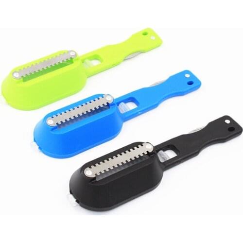 Stainless steel fish scales planing fish kitchen scales scales scales remover scraper (random color)