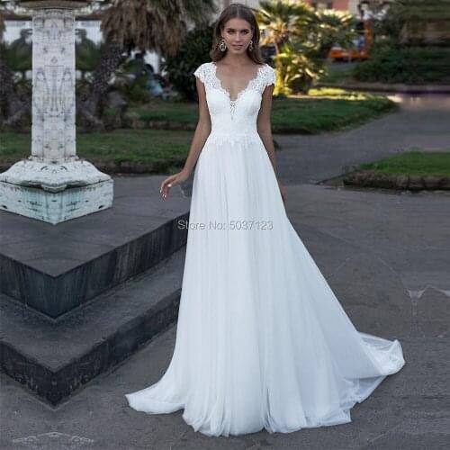 Elegant V Neck A Line Tulle Wedding Dresses with Cap Sleeves Lace Appliques Open Back Floor Length Wedding Gowns Vestido Noiva