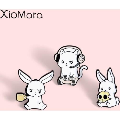 Adorable rabbit Pins Cute White E-sports Music Game Skull Bunny Animal Jewelry Backpack Bag Badges Brooches Enamel Lapel Pins