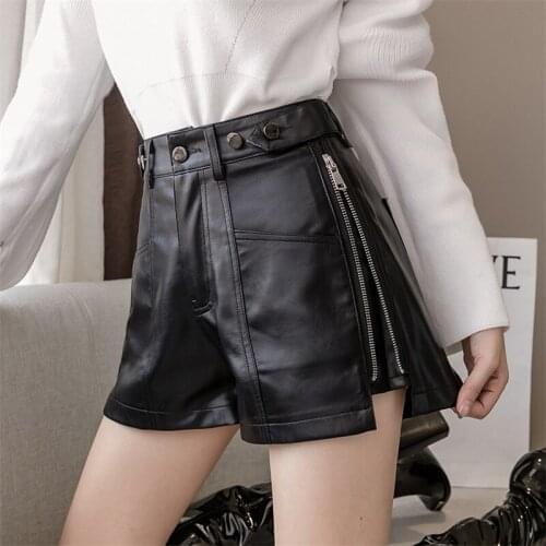 2021 Autumn Winter Women PU Shorts Female A-Line High Waist Black Shorts Ladies All Match Casual Velvet Wide leg Shorts AB2053