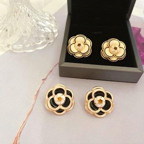 New Fashion Retro French Exquisite Temperament Personality Drop Glaze Enamel Camellia Flower Earrings Accessories Girl
