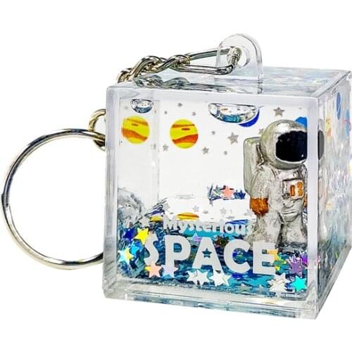 Creative Astronaut Liquid Quicksand Pendant Custom Astronaut Keychain Cultural and Creative Graduation Gift