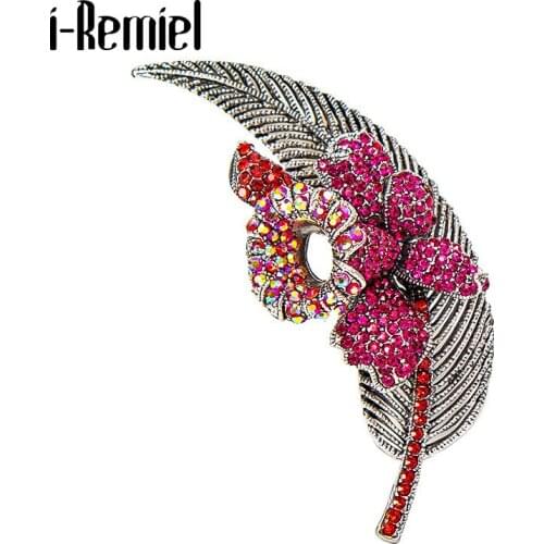 Retro Fashion Leaf Flower Brooches Jewelry Metal Rhinestone Trumpet Flower Pin Accessories Brooch Jewelry Luxury Baroque Pins
