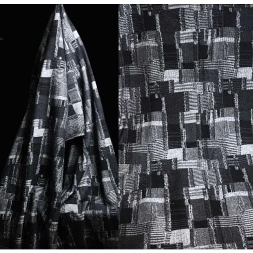 Black and gray wool knitted jacquard micro-stretch woolen three-dimensional reconstituted plaid fabric