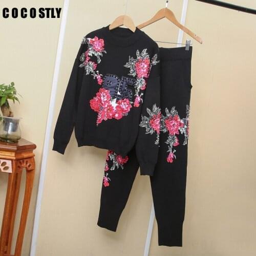 New Knitted Suit Two Piece Set Women O-Neck long sleeve Diamonds Beaded knitted Sweater Pants Print Tracksuits Women Set outfits