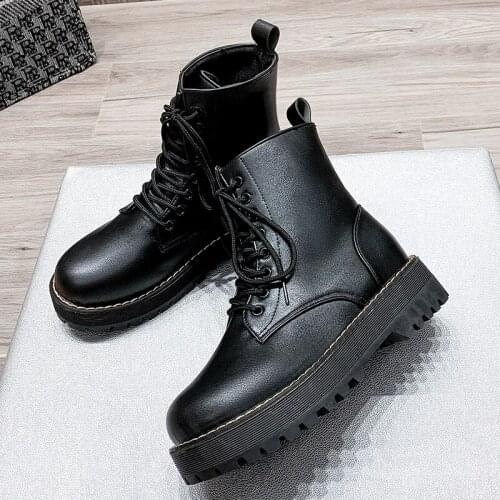 2020 Winter Fashion Womens Boots Lace Up Calf Round Head Womens Martin Boots Black Mid Heel Square Heel Pu Women Shoes D1275