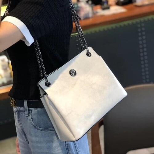 Womens Genuine Leather Handbag Summer Vintage Mini Womens Crossbody Bags Large Female Luxe Shoulder Bbag Chain Vintage New