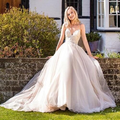 Light Champagne Spaghetti Strap Wedding Dresses A-Line Appliques Custom Made Tulle Gowns Backless Vestidos de Novia