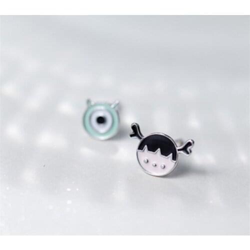 New Temperament Beautiful Fashion 925 Sterling Silver Not Allergic Asymmetric Cartoon Girl Round Face Women Stud Earrings SE577