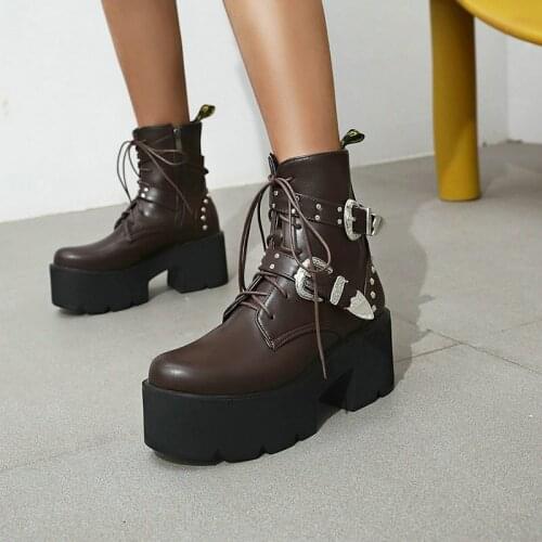 Rivet Ladies Motorcycle Boots Spring Autumn Street Style Cross Tied Platform Women Shoes Winter Metal Buckle Zipper Short Boots