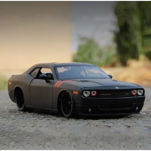 1:24 Dodge Challenger 2008 Modified Muscle Car Alloy Car Model Diecasts & Toy Vehicles Collection Car Toy Boy Birthday gifts
