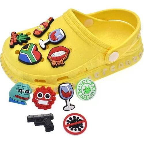 1pc Cartoon Frog Lips Wineglass PVC JIBZ Croc Charms Accessories DIY Sandals Garden Shoe Decoration Kids Party Gifts