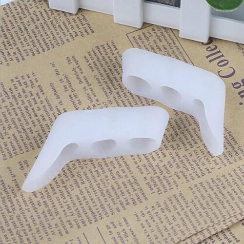 Bunion Shield Gel Pinky Toe Separator Straightener Gel 3 Hole Bunionette Pads C1FF