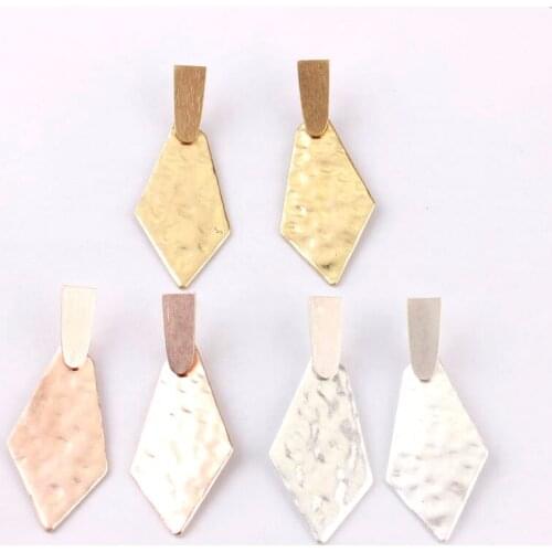 ZWPON Fashion Hammered Metal Gold Triangle Drop Earrings for Women 2019 New Geometric Arrow Statement KS Earrings Wholesale