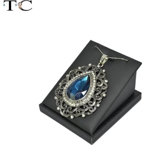 Black PU Leather Necklace Display Stand 7*8CM Pendant Display Holder Jewelry Display Stand Earring Display Stent Free Shipping