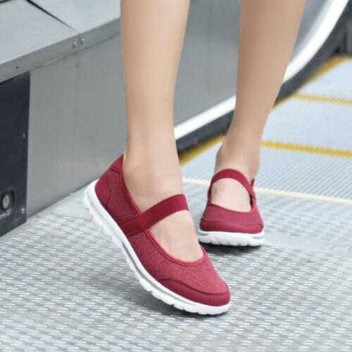 Women Summer Flat Walking Sneakers Light Comfortable Soft Nurse Shoes Fashion Lady Dancing Tenis Slip On Jogging Footwear Big42