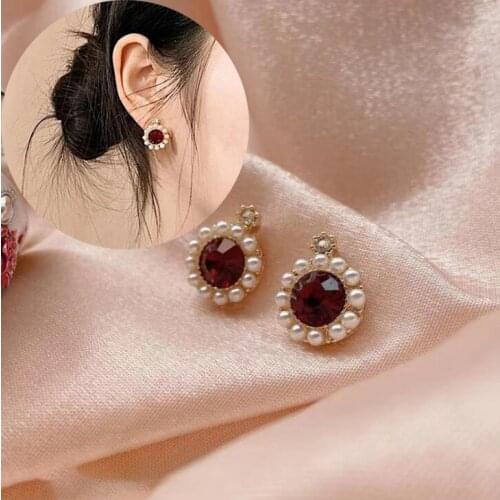 2021 New Arrival Classic Pearl Round Red Crystal Stud Earrings Sweet Cirlce Jewelry Fashion Brincos Gift for women