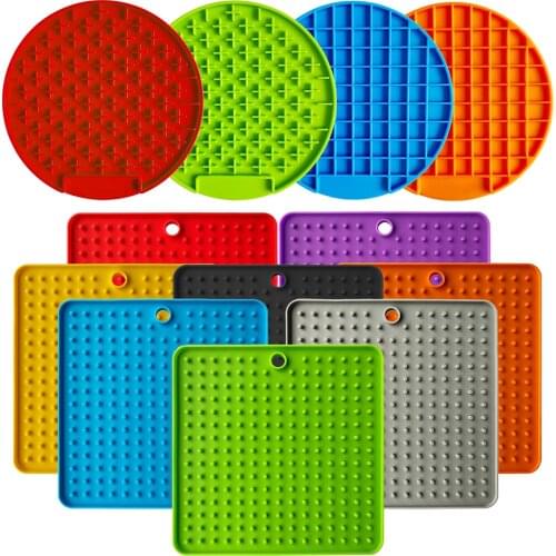 Dog Mat Cat Slow Food Bowl New Pet Dog Feeding Bowl Silicone Dog Feeding Licking Mat Dog Slow Food Device Treatment Distribution