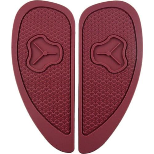 A Pair Dark Red /Black/Chrome Fish Scale Style Retro Fuel Tank Side Cover Stickers Rubber Universal For Honda Yamaha Kawasaki