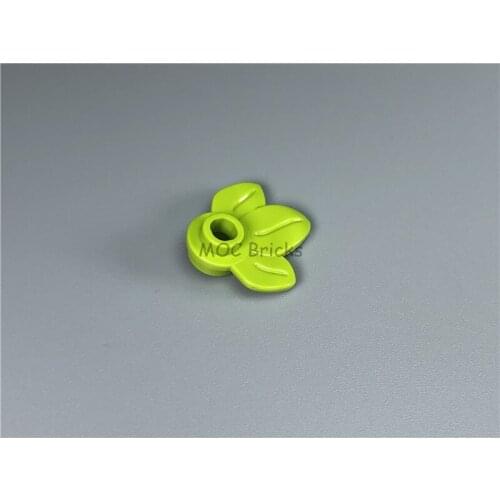 50pcs/lot Plant Plate Dark green Round 1 x 1 with 3 Leaves fit with 32607 Educational Building Blocks Action Figure toys gift