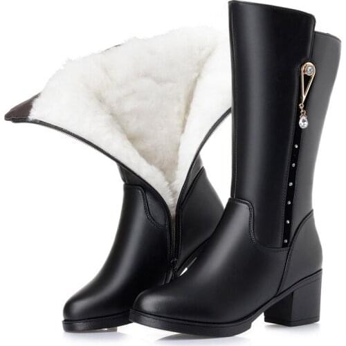 New Rhinestone First Layer of Cowhide Leather Boots Women Boots Comfort Warm Plush Wool Boots Winter Shoes Snow Boots Plus Size