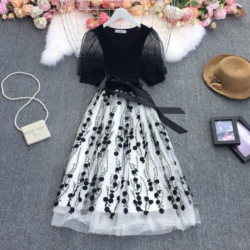 Ladies Stitching Mid-Length Mesh Dress 2021 Summer New V-Neck Lantern Sleeve Embroidery Butterfly Dress Female Vestidos zh1085