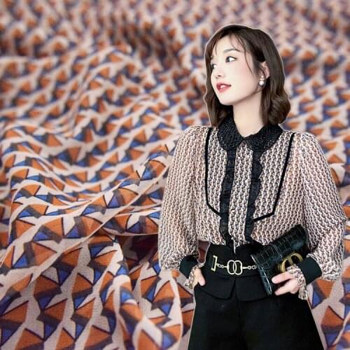 50*150cm Fashion Geometric Triangle Printing Georgette Chiffon Fabric Dress Shirt Womens Handmade DIY Fabric