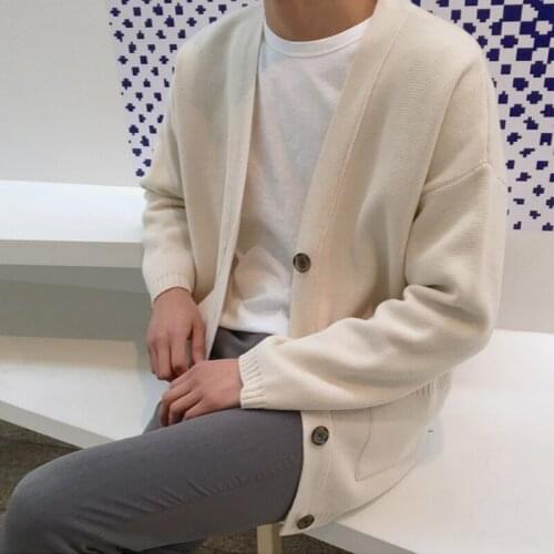 Japanese mens sweater V-neck sweater mens cardigan solid color long-sleeved sweater single-breasted jacket men