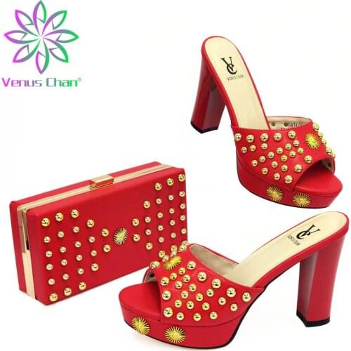 2021 Winter Dew Design Elegant Style Nigerian Women Shoes and Bag Set in Red Color Mature Lady Shoes with Shinning Crystal