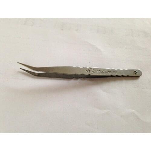 The piano tuning tool The tweezers elbow