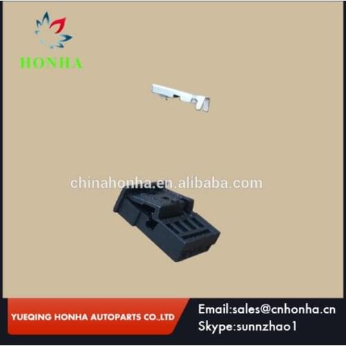 Free shipping 20/50/100 pcs/lots 4 pin connector PA66 black female unsealed wire harness connector 968813-9C 0-1452576-8