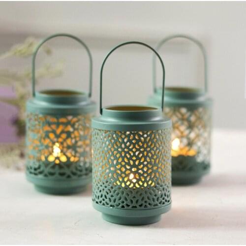 Vintage Metal Candlestick Holder Home Decor Candle Holder Portable Rustic Wedding Festival Gift Romantic Desktop Candle Holder