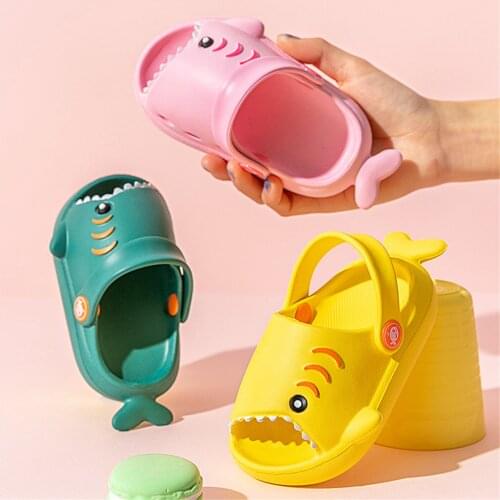 Baby Cute Shark Sandals New Fashion Summer Beach Slippers Boys Girls Cute Cartoon Sandals Toddler Shoes Flat Heels Beach Shoes