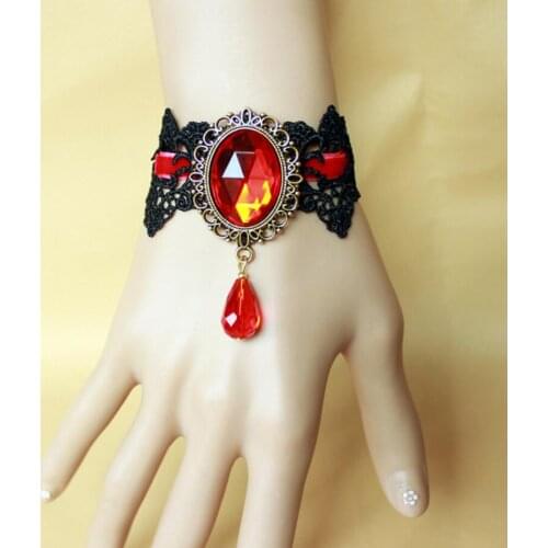 Faceted Crystal with Matched Velvet Women`s Fashion Lace Bracelet