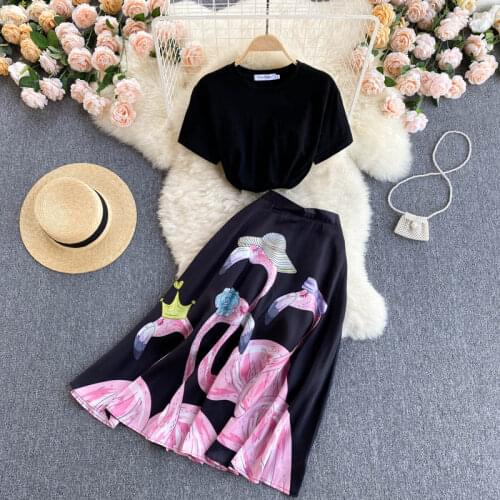 Elegant Ladies Summer Two piece set Solid Black Tshirt With High waist Flamingo Print Pleated Long Skirt Suits Female Outfits