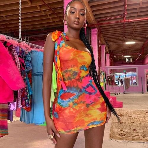 BKLD Woman Dress 2019 Spring Summer Sleeveless One Shoulder Bandage Fashion Party Clubwear Sexy Mini Dress Bodycon Tie Dye Dress