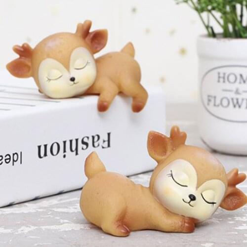 Deer Figurines Toys Home Decor Resin Ornament Cake Topper Party Desktop Decoration for Birthday Gifts 2020 New Arrival