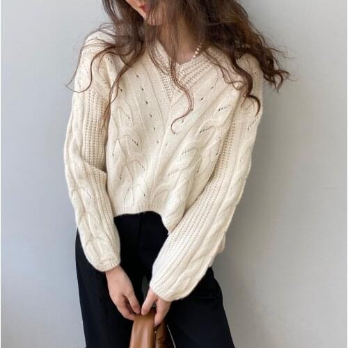 2021 New Autumn Women V-Neck Sweater Loose Style Hollow Out Knitted Fashion Short Sweater Women Pullovers Pull Femme