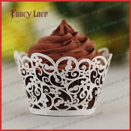 50pcs Butterfly Wrapper Hot Sale Lase Fondant Cakes Paper Cake Liners Cupcake Wrapers Party Table Decorations Supplies