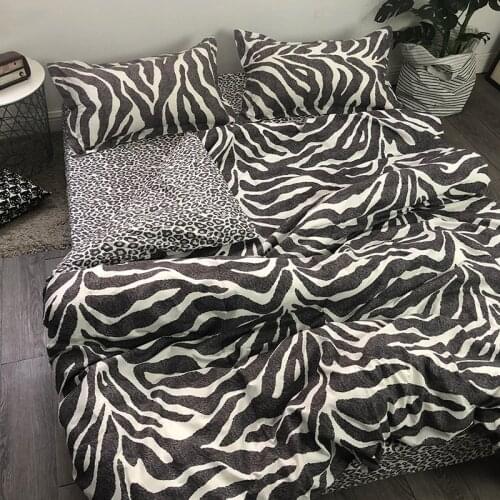 Zebra-Stripe Four Piece-Suit Bedding Set 1.8 M1.5 Bedding Single Student Dormitory Leopard Print Three-Piece Set 004