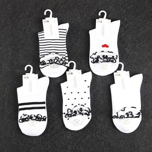 5 Pairs Black White Student Cotton Socks Girls Striped Heart Dot Printed Crew Sock Woman Wrinkled Cuff Cotton Summer Ankle Socks