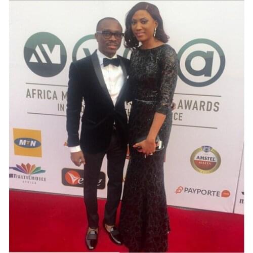 Velvet Jacket Groomsmen Shawl Satin Lapel Groom Tuxedos Black Men Suits Wedding Best Man (Jacket+Pants+Tie+Hankerchief) B998