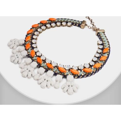 Amorita boutique Hand-woven exquisite flower case vintage necklace