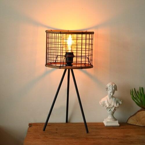 Industrial Style Table Lamp Wooden Base Metal Hotel Club Resturant Bar Home Decor Lighting Retro Desk Bedside Lamp E27