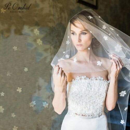 PEORCHID Ivory 3D Flowers Wedding Veil 2020 New Bridal Veil Short Soft Tulle Veil No Comb Voile Cathedrale Mariee