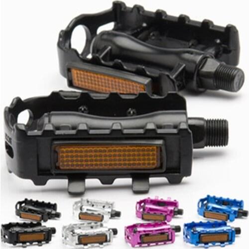 1 Pair of Aluminum Alloy Mountain Bike Pedal with Anti-slip Spike Pedal Reflective Large Bike Pedals Mtb Bike Accessories Black
