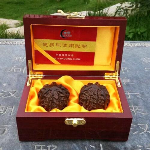 Quality solid walnut fitness ball for elderly hand message balls palm health care hand finger exercise ball